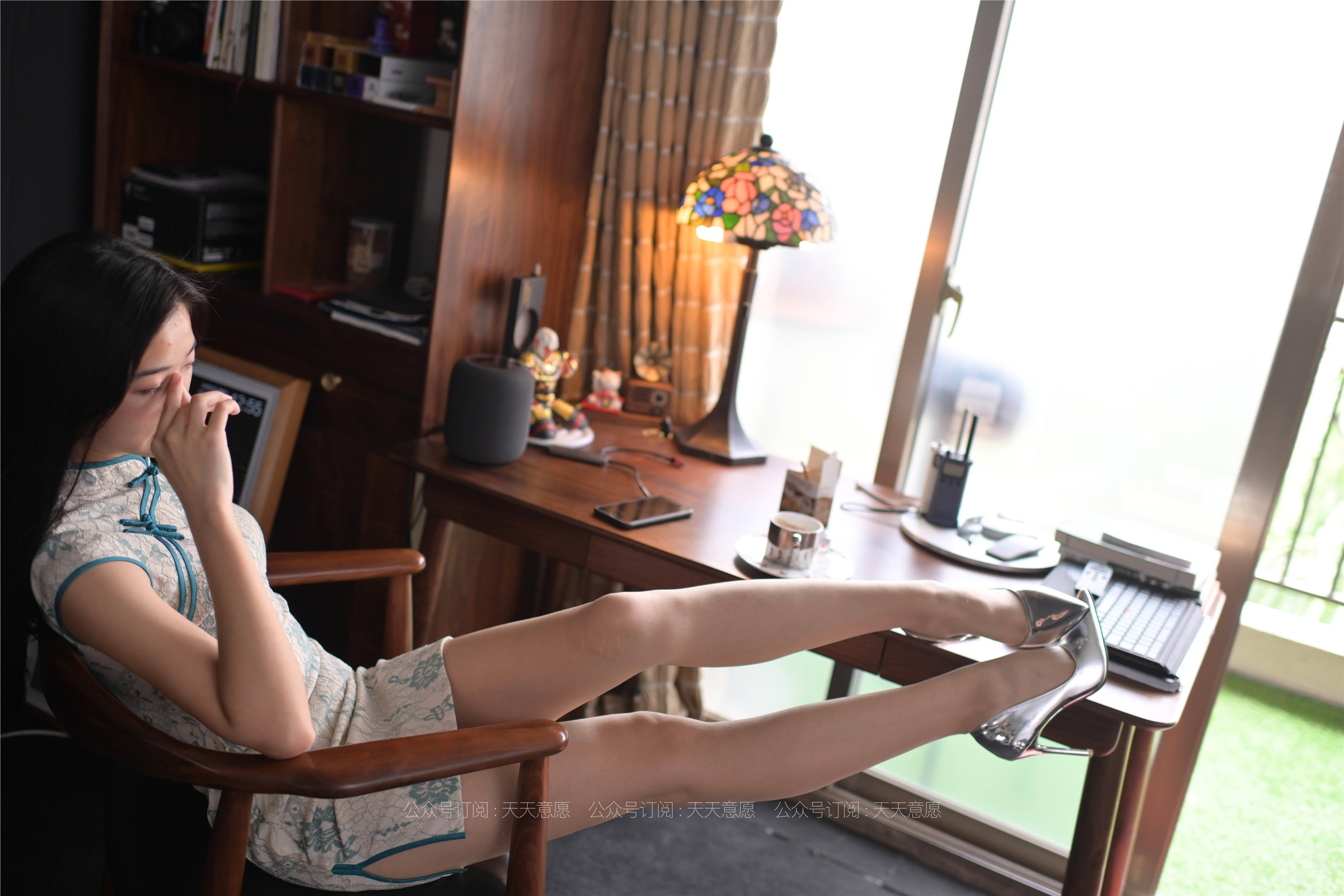 IESS异思趣向 - 模特：宁宁《爱看书的旗袍美女》